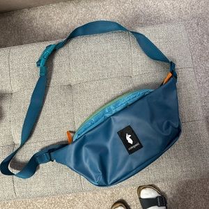 Cotopaxi 2L Hip Pack